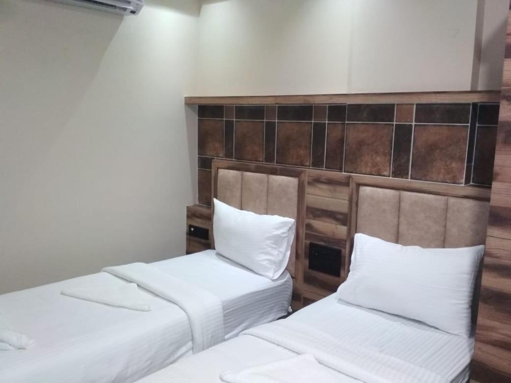 Готель Laxman Residency Mangalore Kulurkudru Екстер'єр фото