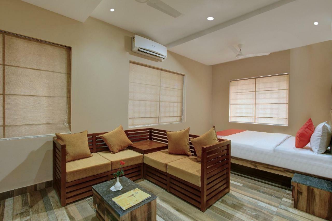 Готель Laxman Residency Mangalore Kulurkudru Екстер'єр фото